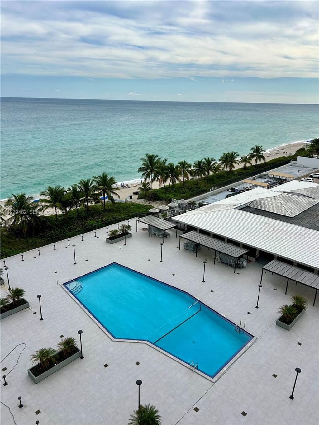 Photo of 1950 S Ocean Dr #9L, Hallandale Beach, FL 33009 (MLS # A11929482)