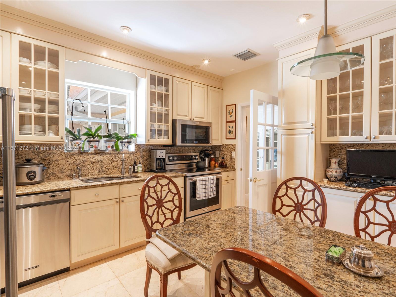 BRICKELL FLAGLER - Residential