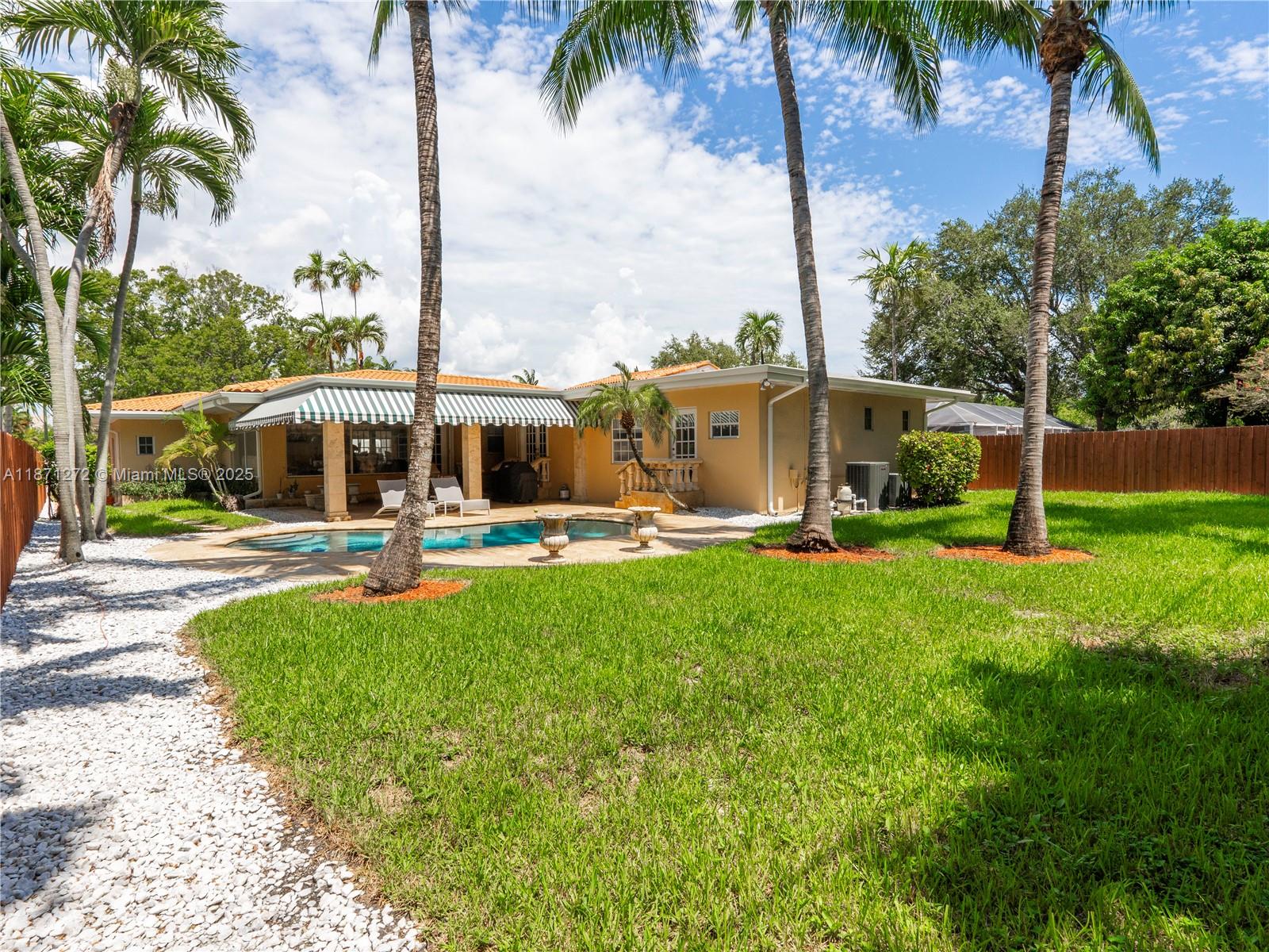 BRICKELL FLAGLER - Residential