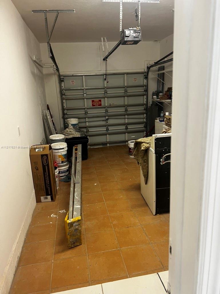 NYURKA ESTATES - Residential Lease