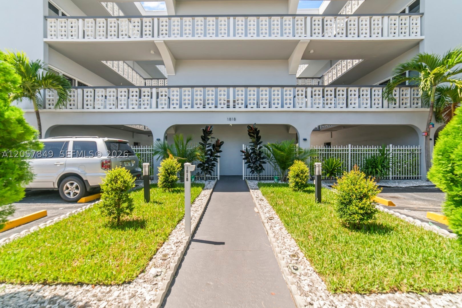 1818 Rodman St 4A, Hollywood FL 33020