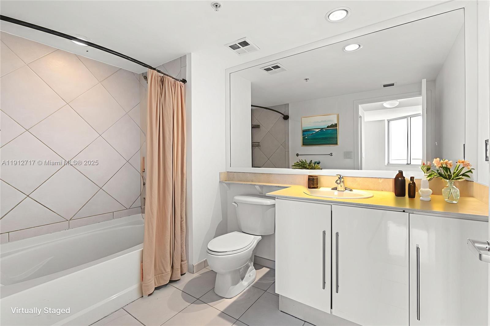 ONE MIAMI EAST CONDO - Residential