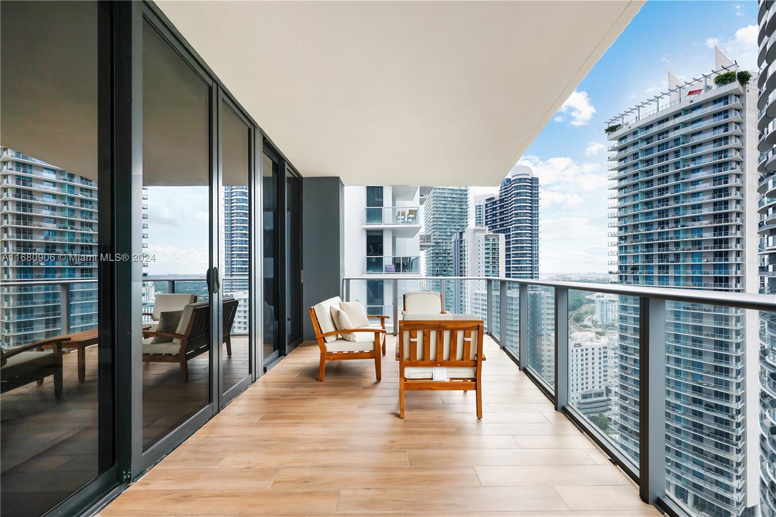 1010 BRICKELL CONDO - Residential