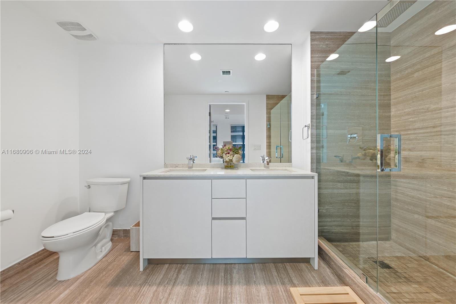 1010 BRICKELL CONDO - Residential