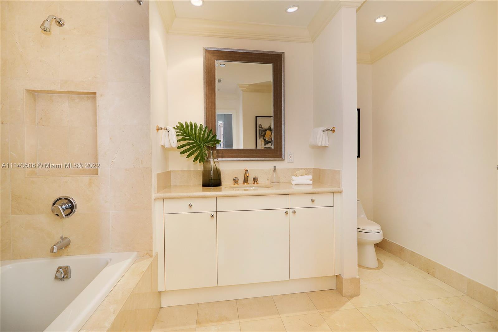 THE GABLES CONDO - Residential