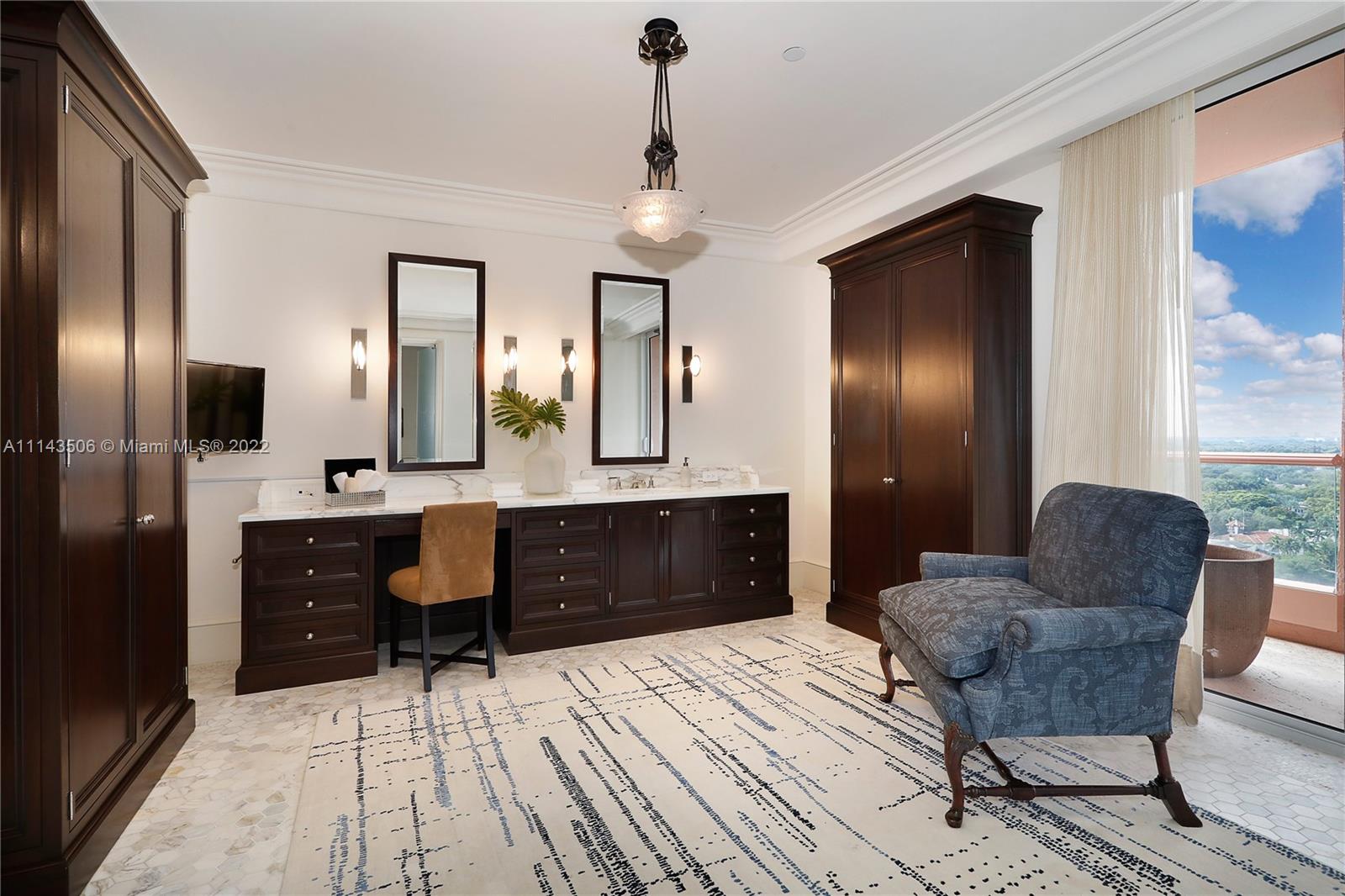 THE GABLES CONDO - Residential