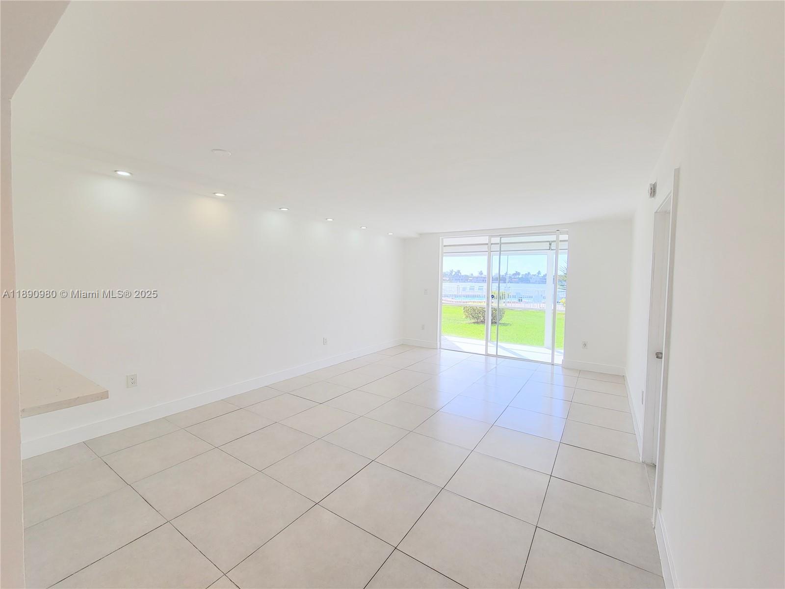 POINT EAST SEC 4 CONDO - Residential Lease