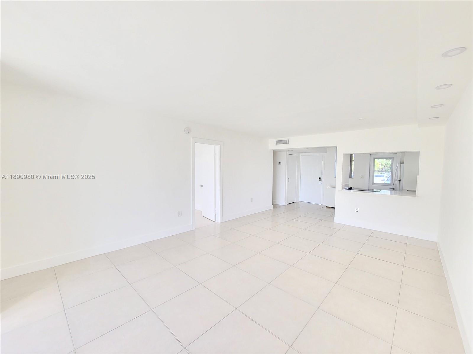 POINT EAST SEC 4 CONDO - Residential Lease
