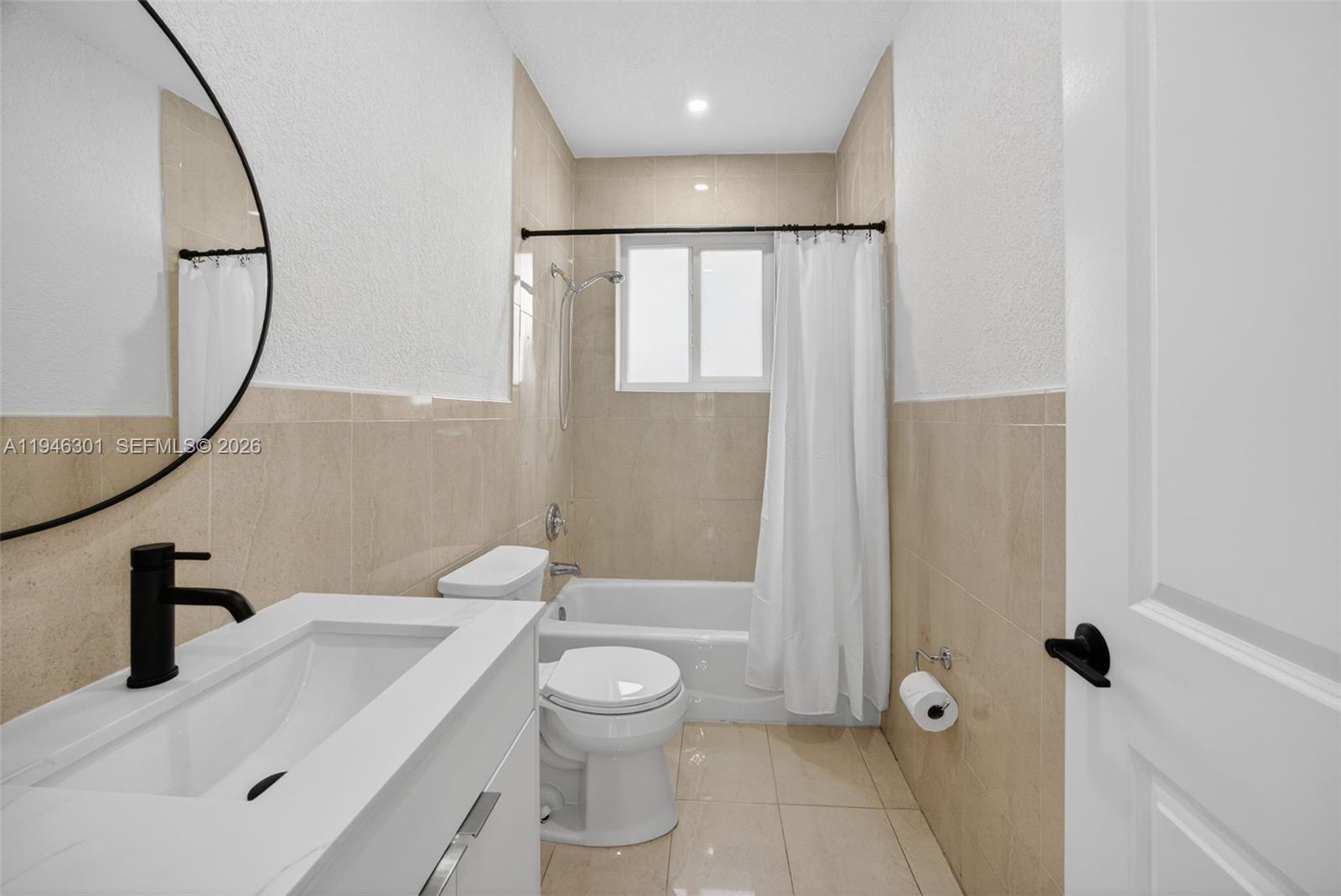 GRANADA HEIGHTS - Residential