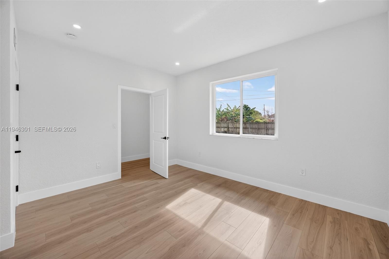 GRANADA HEIGHTS - Residential