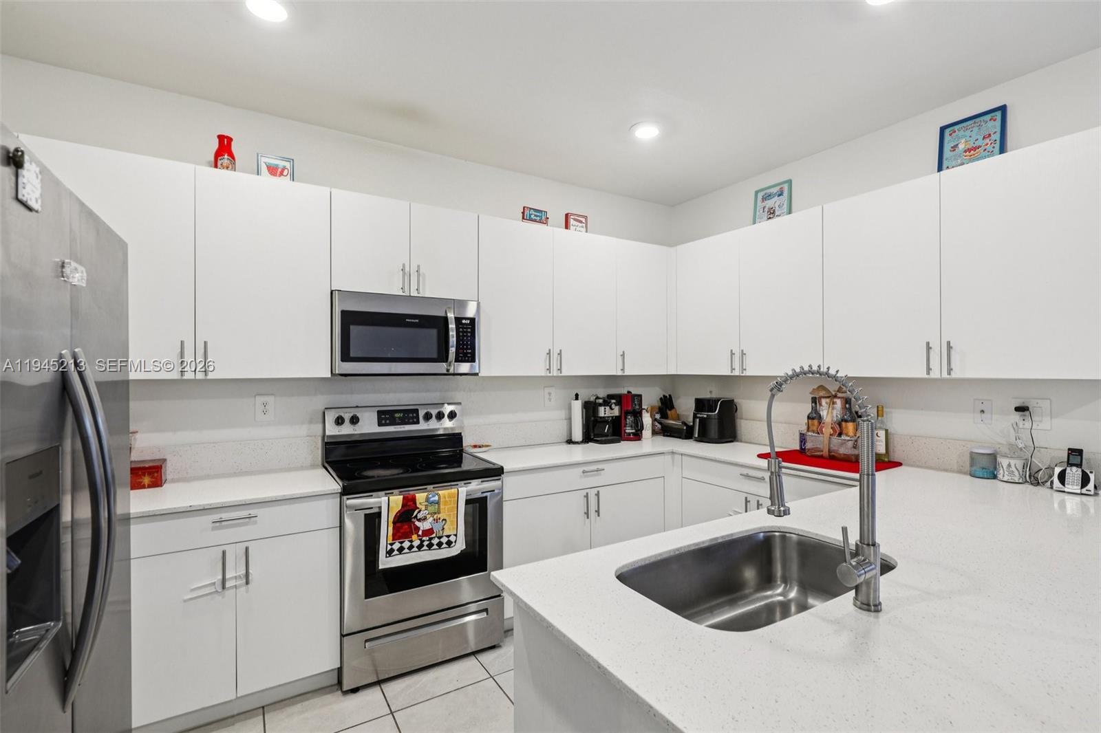 SILVER PALM RESIDENTIAL H - Residential