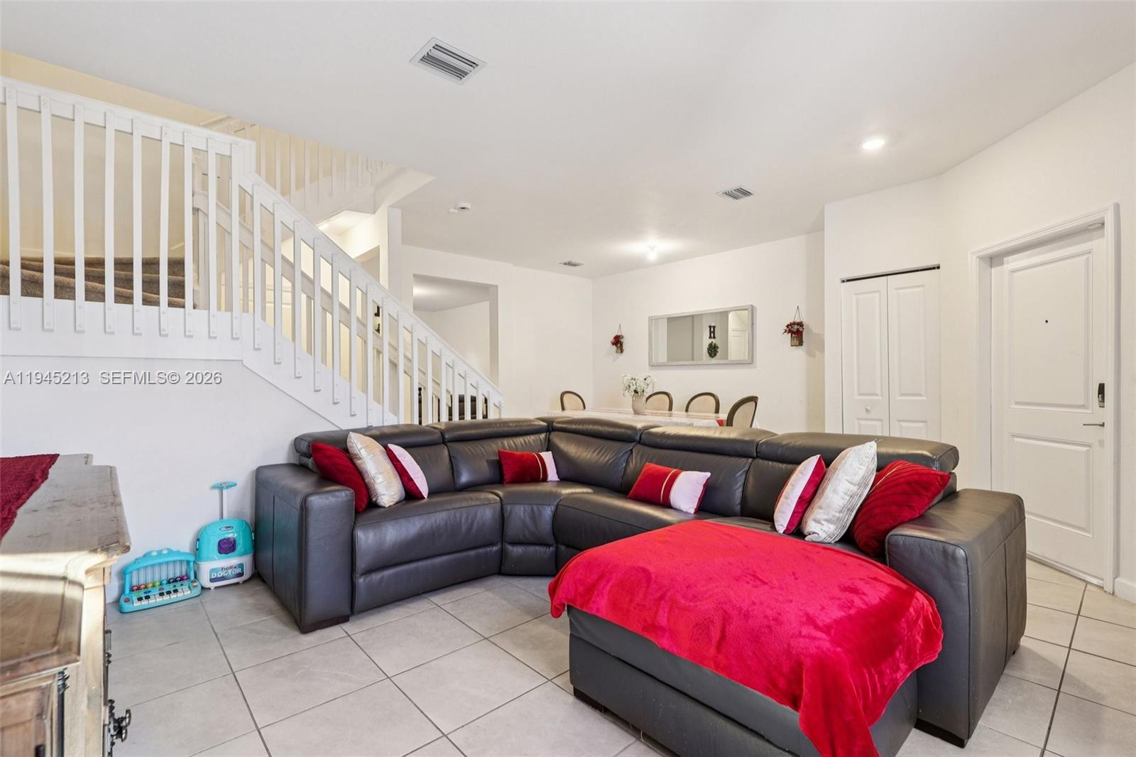 SILVER PALM RESIDENTIAL H - Residential