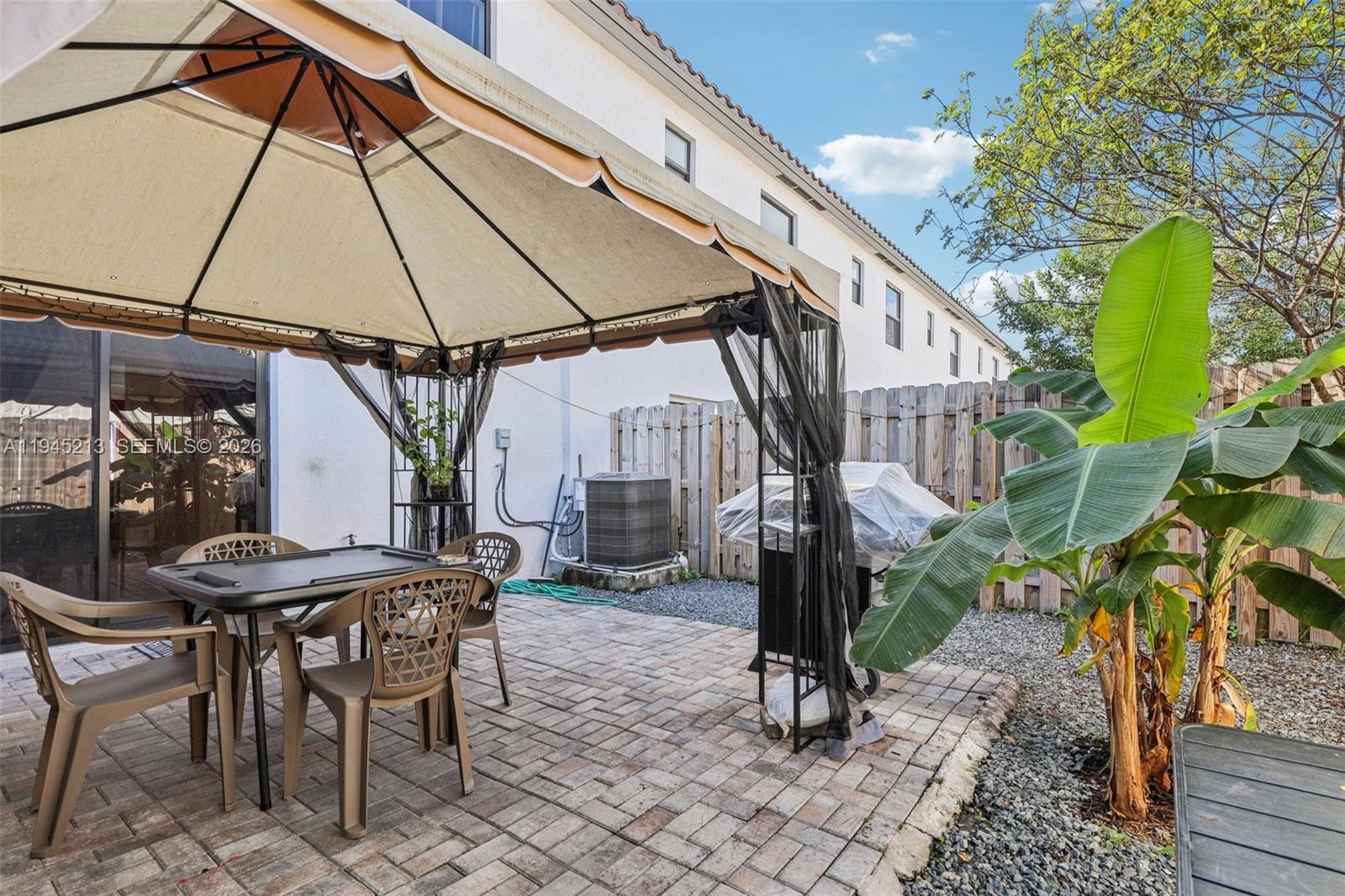 SILVER PALM RESIDENTIAL H - Residential