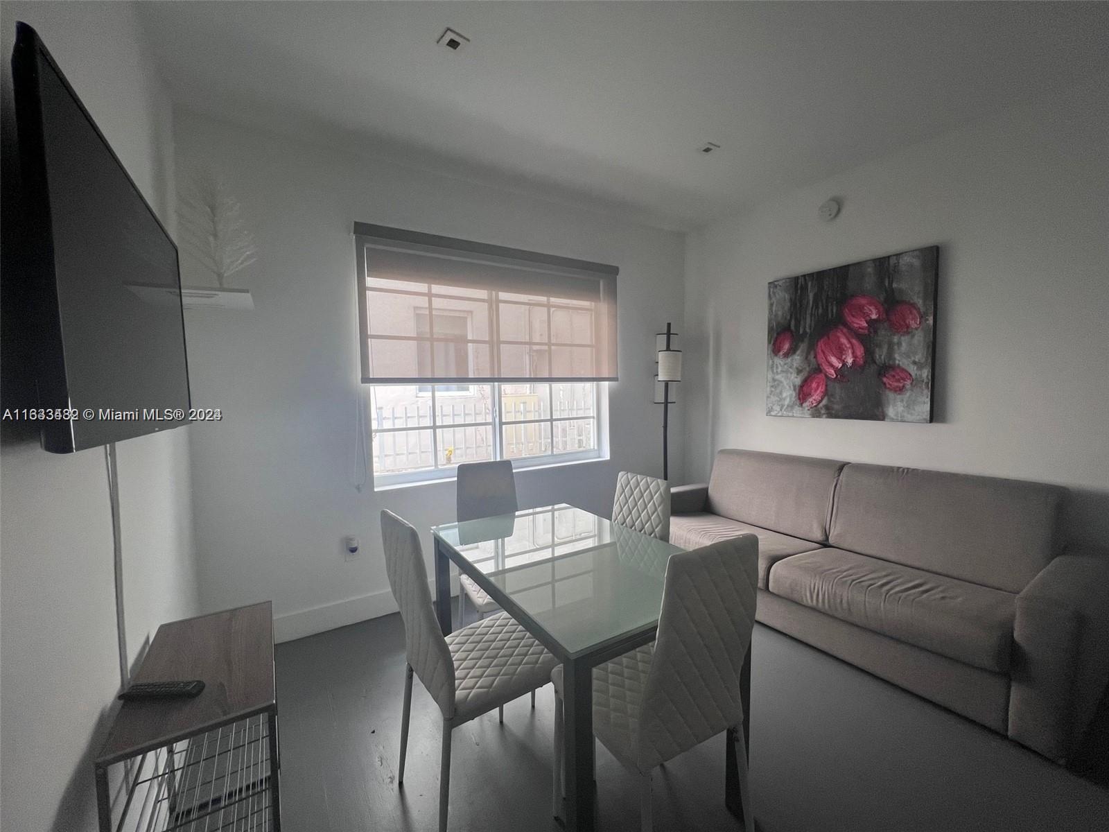 600 15th St 4