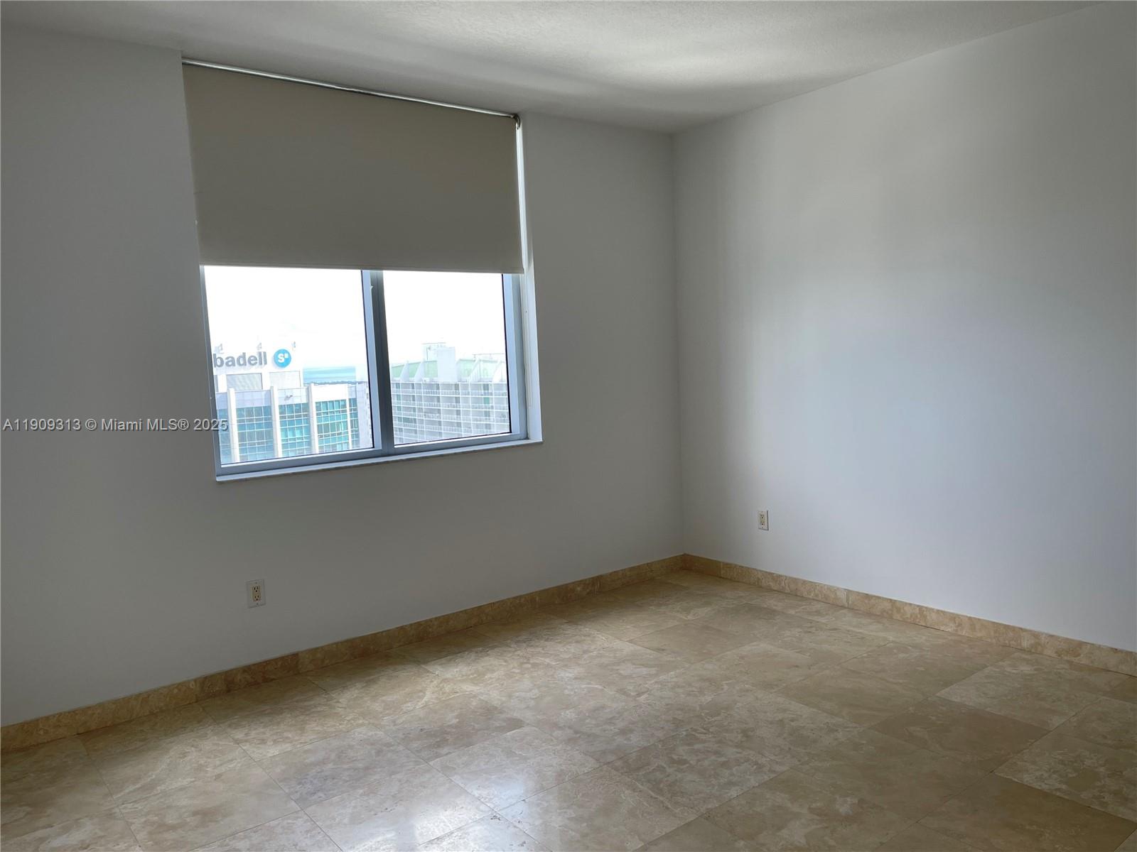 1060 BRICKELL CONDO - Residential Lease