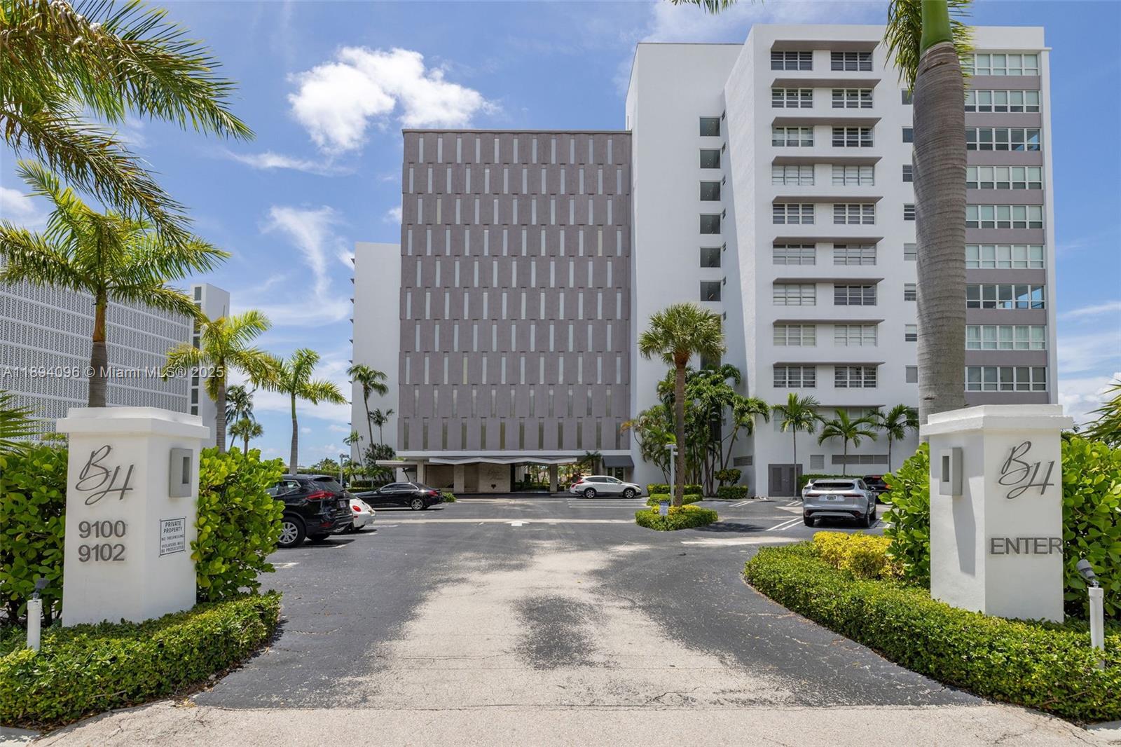 BLAIR HOUSE CONDO - WEST - Residential