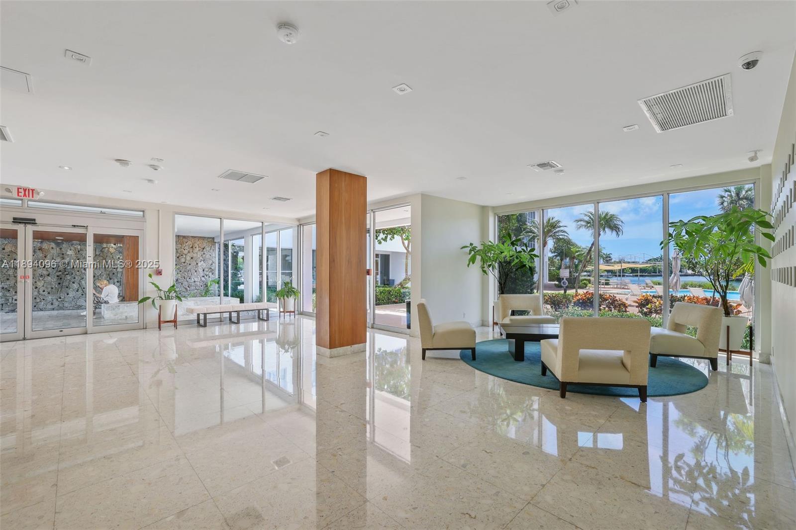 BLAIR HOUSE CONDO - WEST - Residential