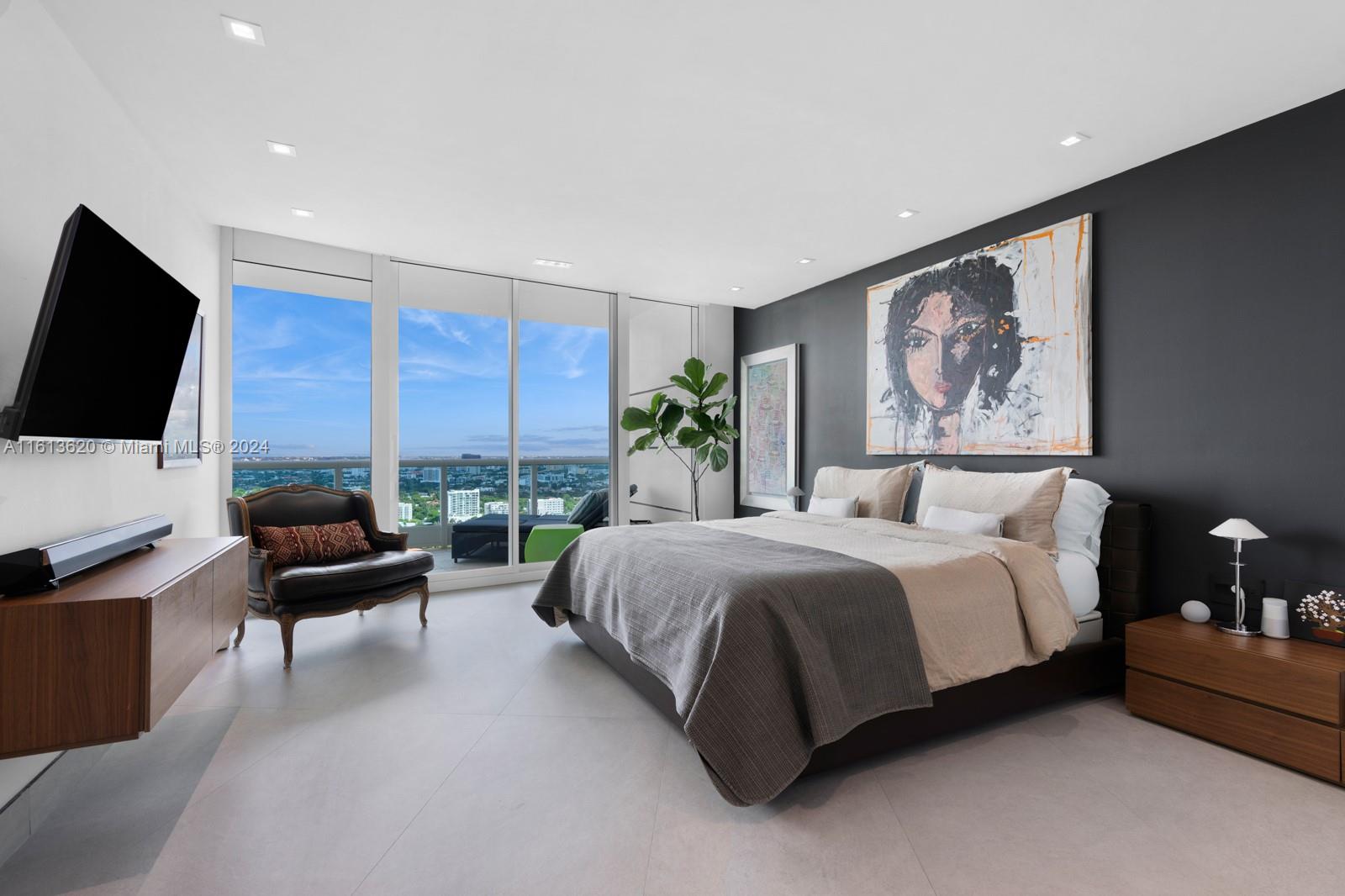 BRISTOL TOWER CONDO - Residential