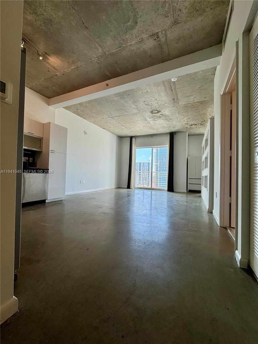THE LOFT DOWNTOWN CONDO - Residential Lease