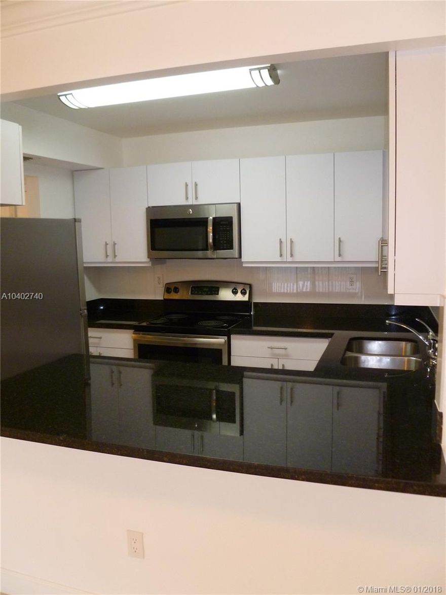 Tastefully remodeled 1 bedroom/ 1 bath apartment available at Wisperwood Condominium. Spaciously designed featuring marble counter tops, full stainless steel appliance set, washer/dryer in unit, stand-up walk in shower and California closets. Community is meticulously manicured within amenities include 2 tennis courts, laundry room, elevators, fitness room , gym, bbq area as well as pool and Jacuzzi. Located right off North Kendall Drive minutes away from  Baptist Hospital of Miami South, K-Land Park, Dadeland Mall , Sunset Park Elementary School and highways.