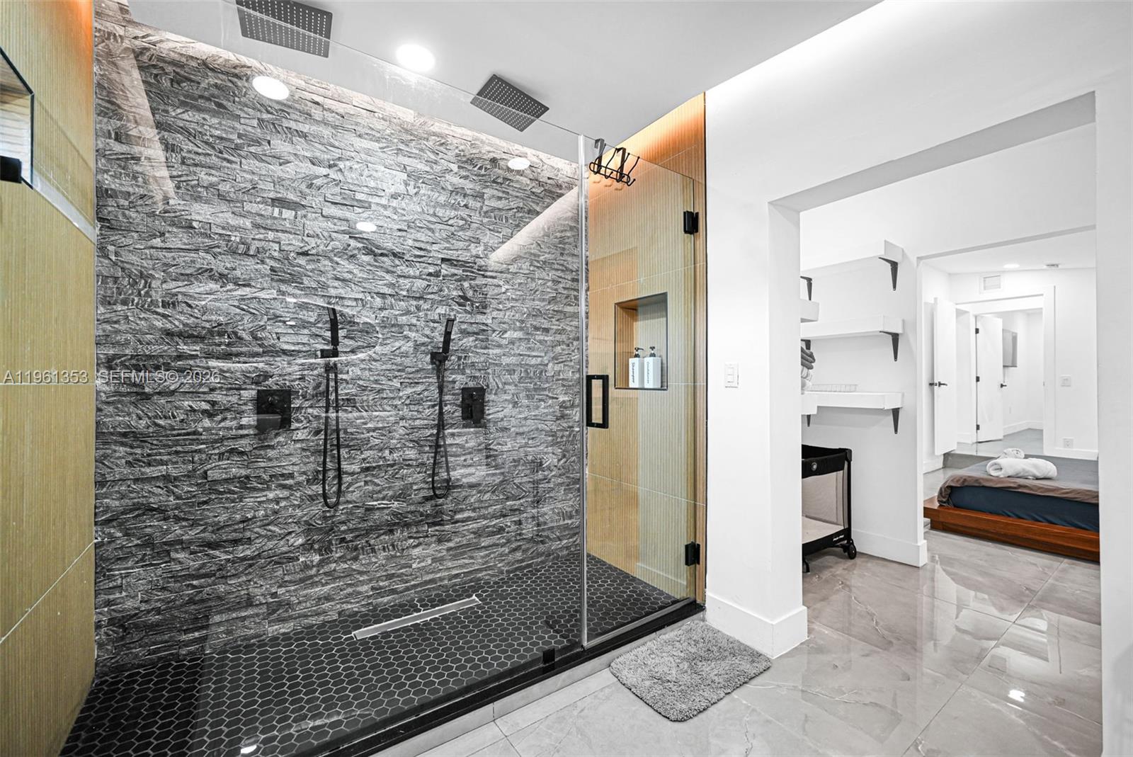 RAILWAY SHOPS ADDN 2ND AM - Residential