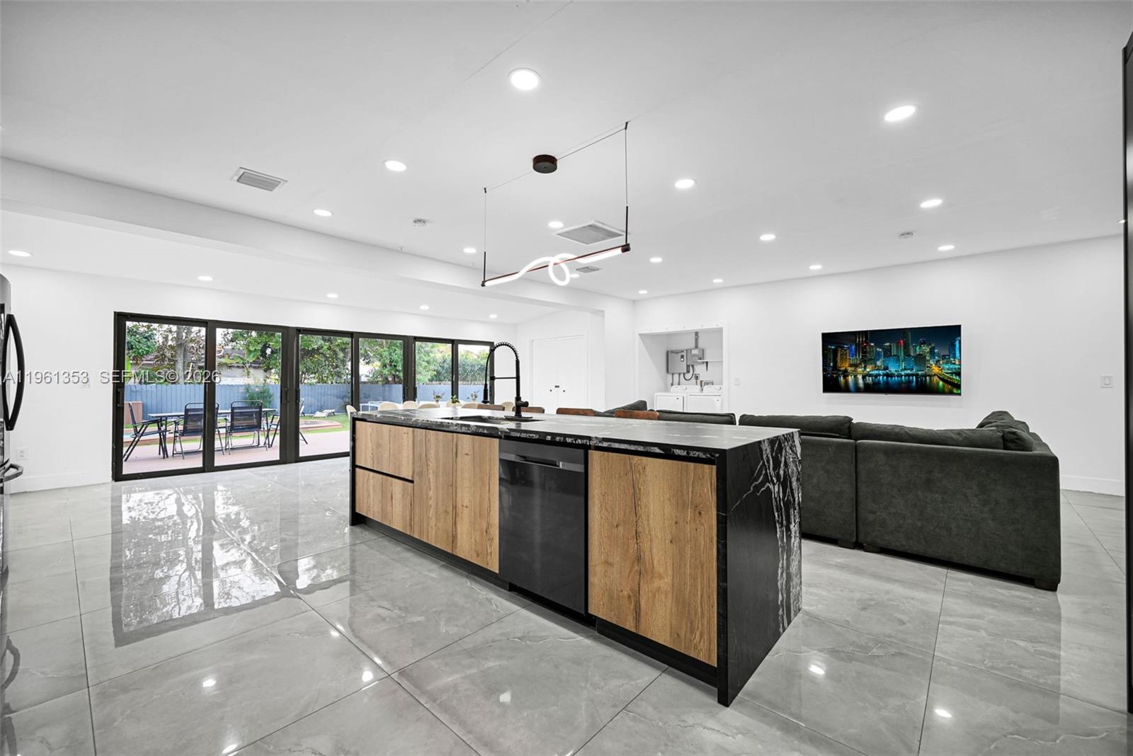 RAILWAY SHOPS ADDN 2ND AM - Residential