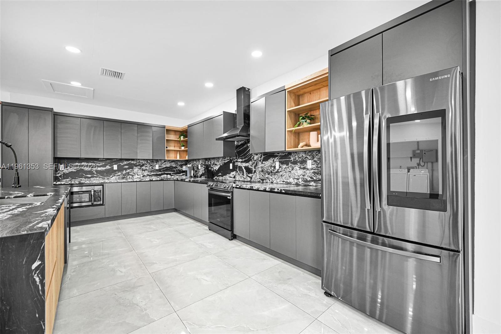 RAILWAY SHOPS ADDN 2ND AM - Residential