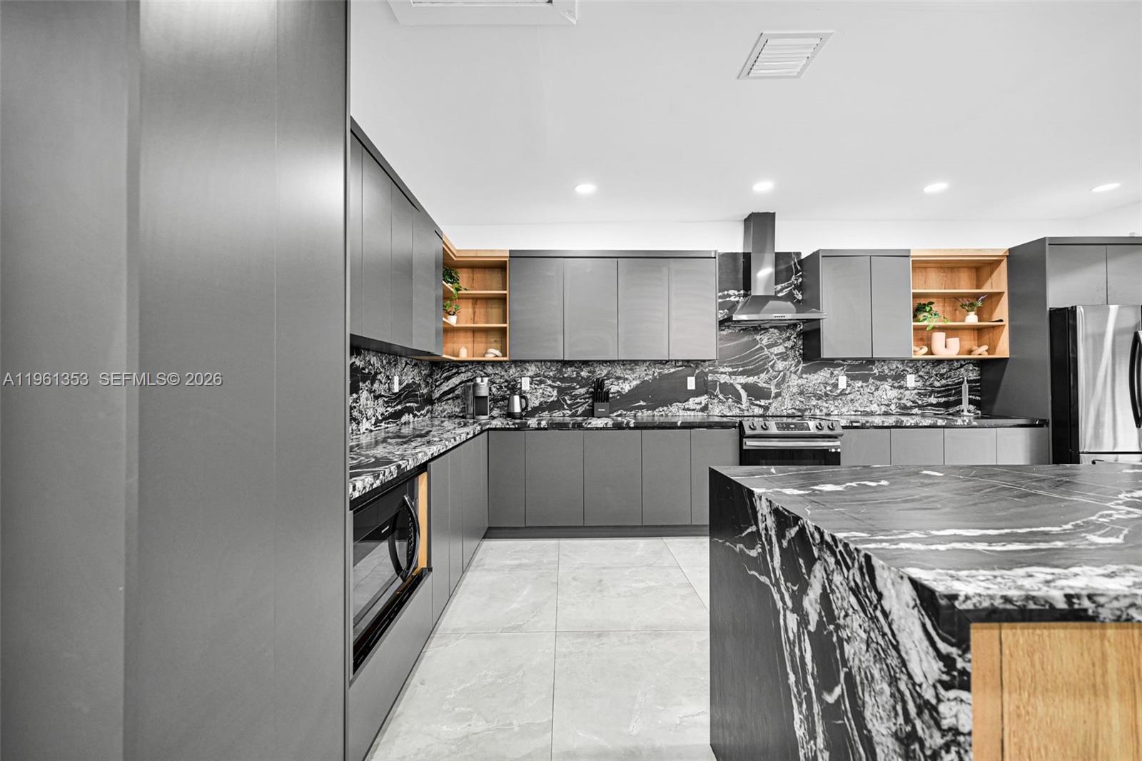 RAILWAY SHOPS ADDN 2ND AM - Residential