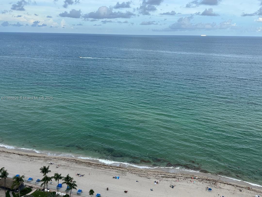 OCEAN ONE CONDO - Residential Lease