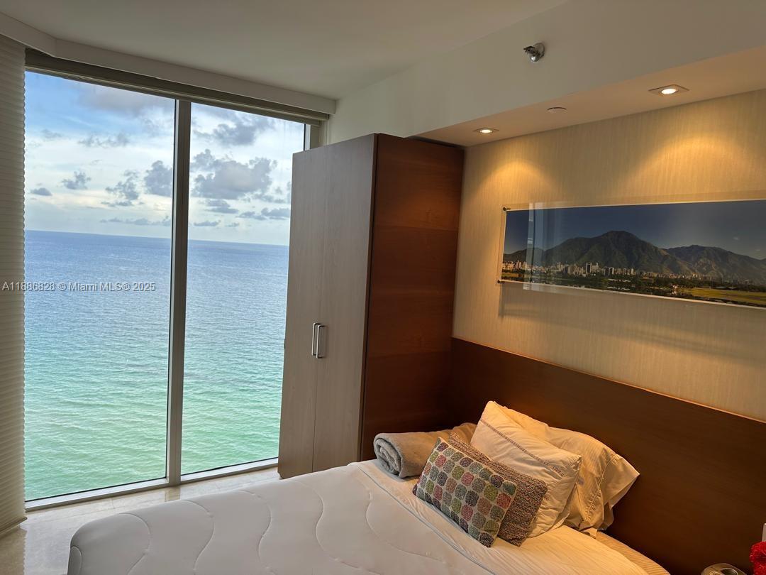 OCEAN ONE CONDO - Residential Lease
