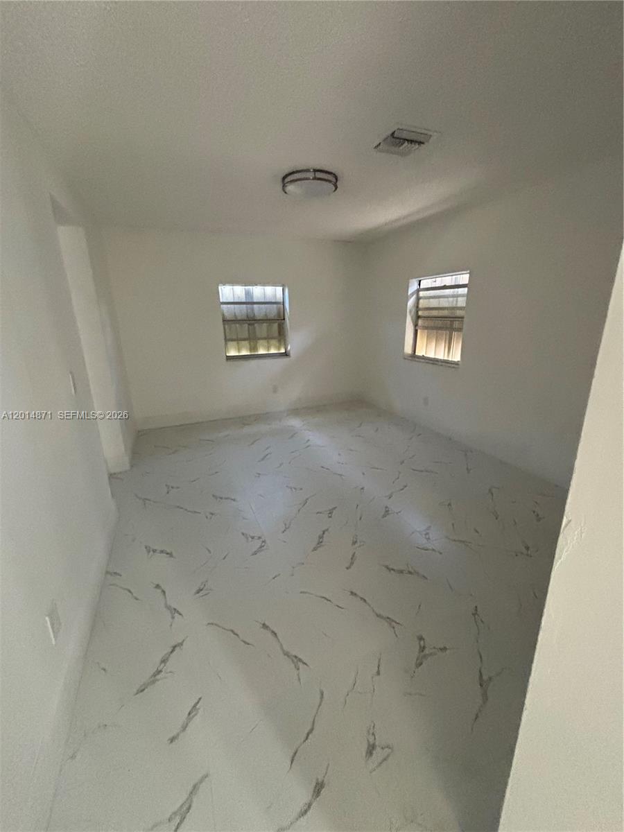 MIAMI GARDENS ESTATES SEC - Residential