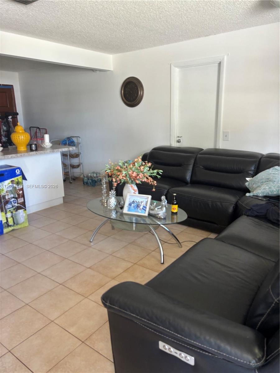 MIAMI GARDENS ESTATES SEC - Residential
