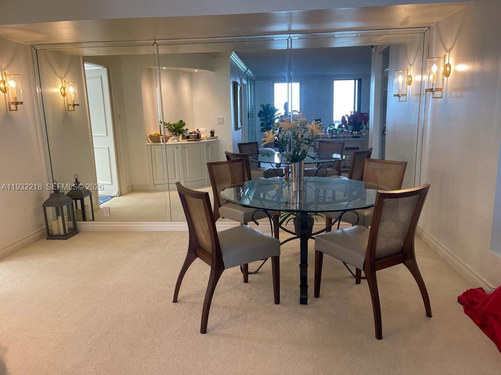 TOWERS OF KEY BISCAYNE CO - Residential