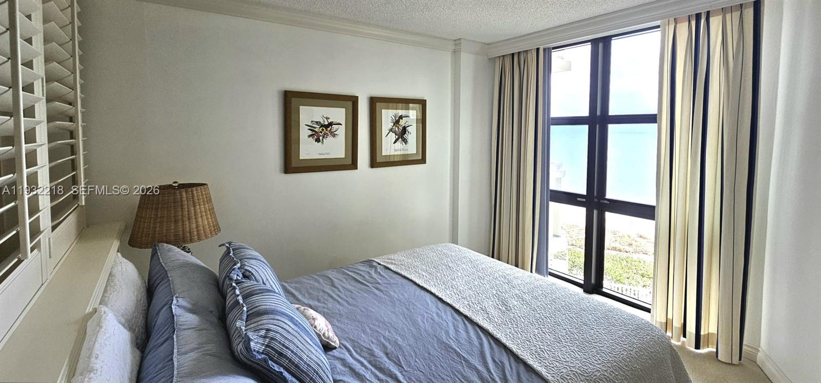 TOWERS OF KEY BISCAYNE CO - Residential