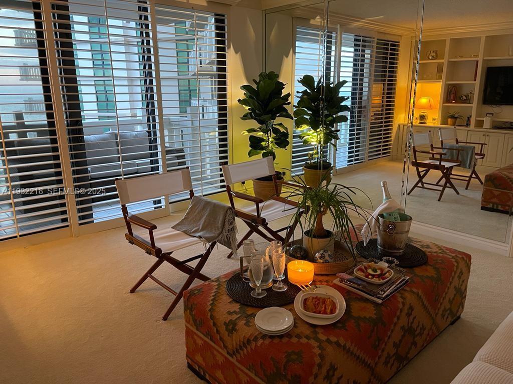 TOWERS OF KEY BISCAYNE CO - Residential