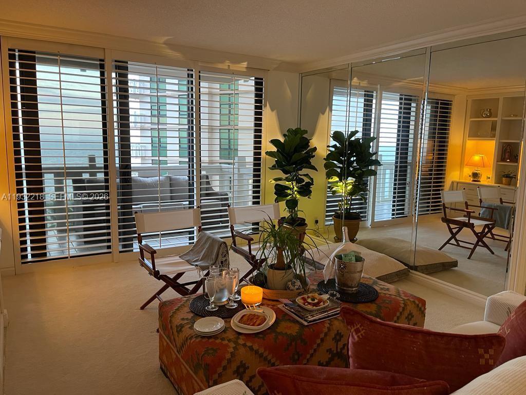 TOWERS OF KEY BISCAYNE CO - Residential