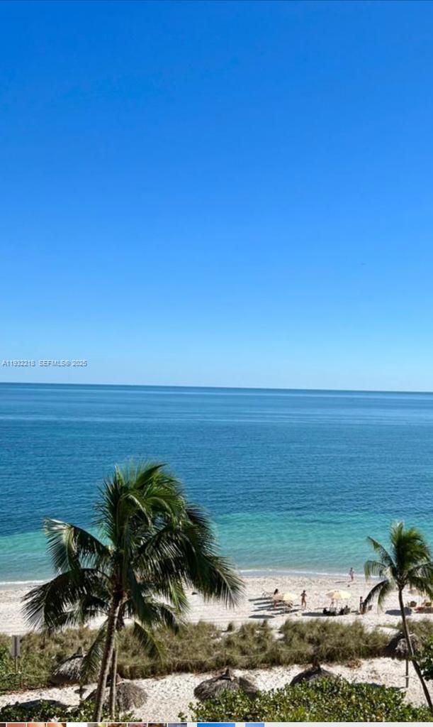 TOWERS OF KEY BISCAYNE CO - Residential