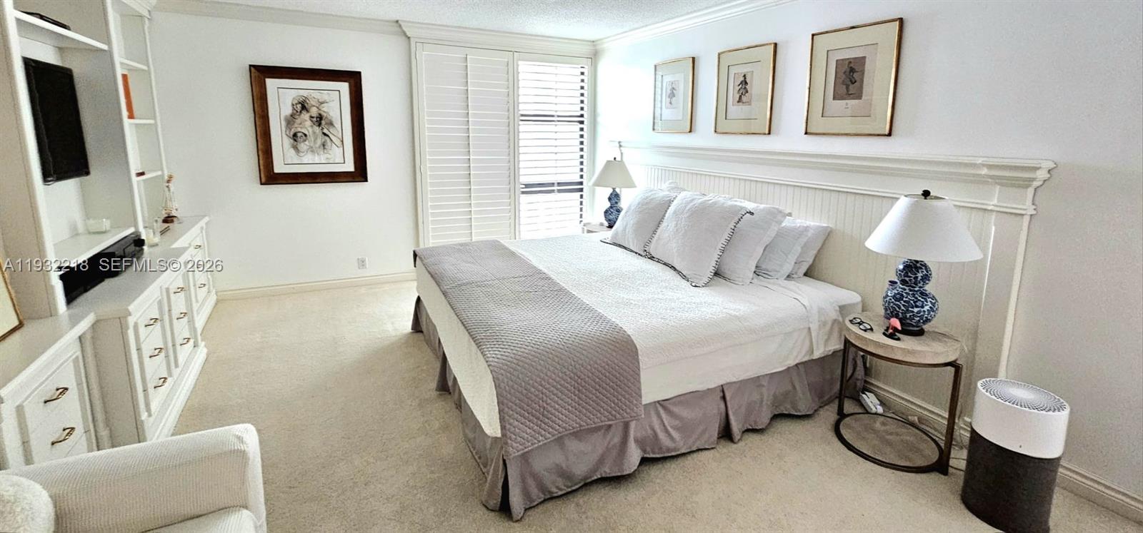 TOWERS OF KEY BISCAYNE CO - Residential