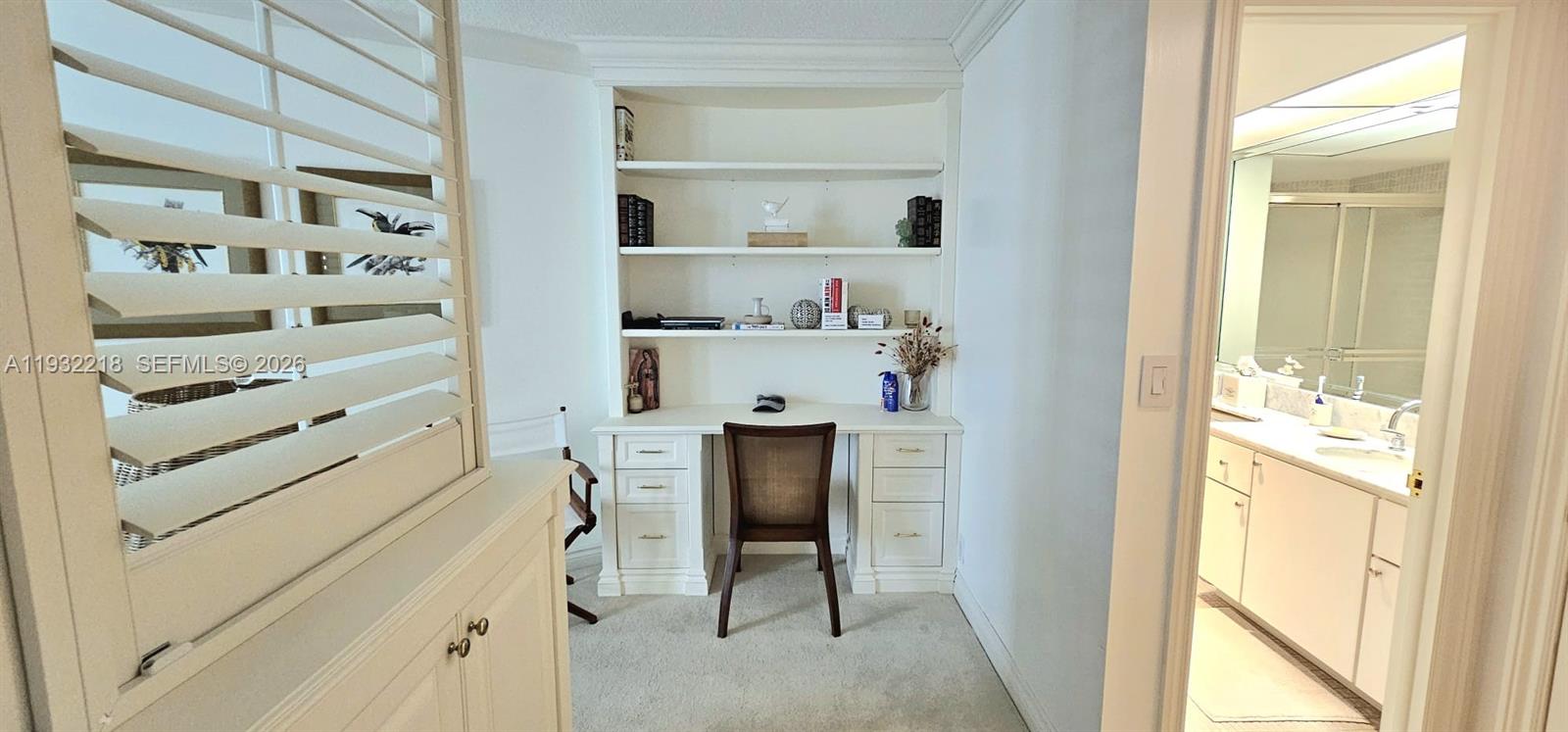 TOWERS OF KEY BISCAYNE CO - Residential