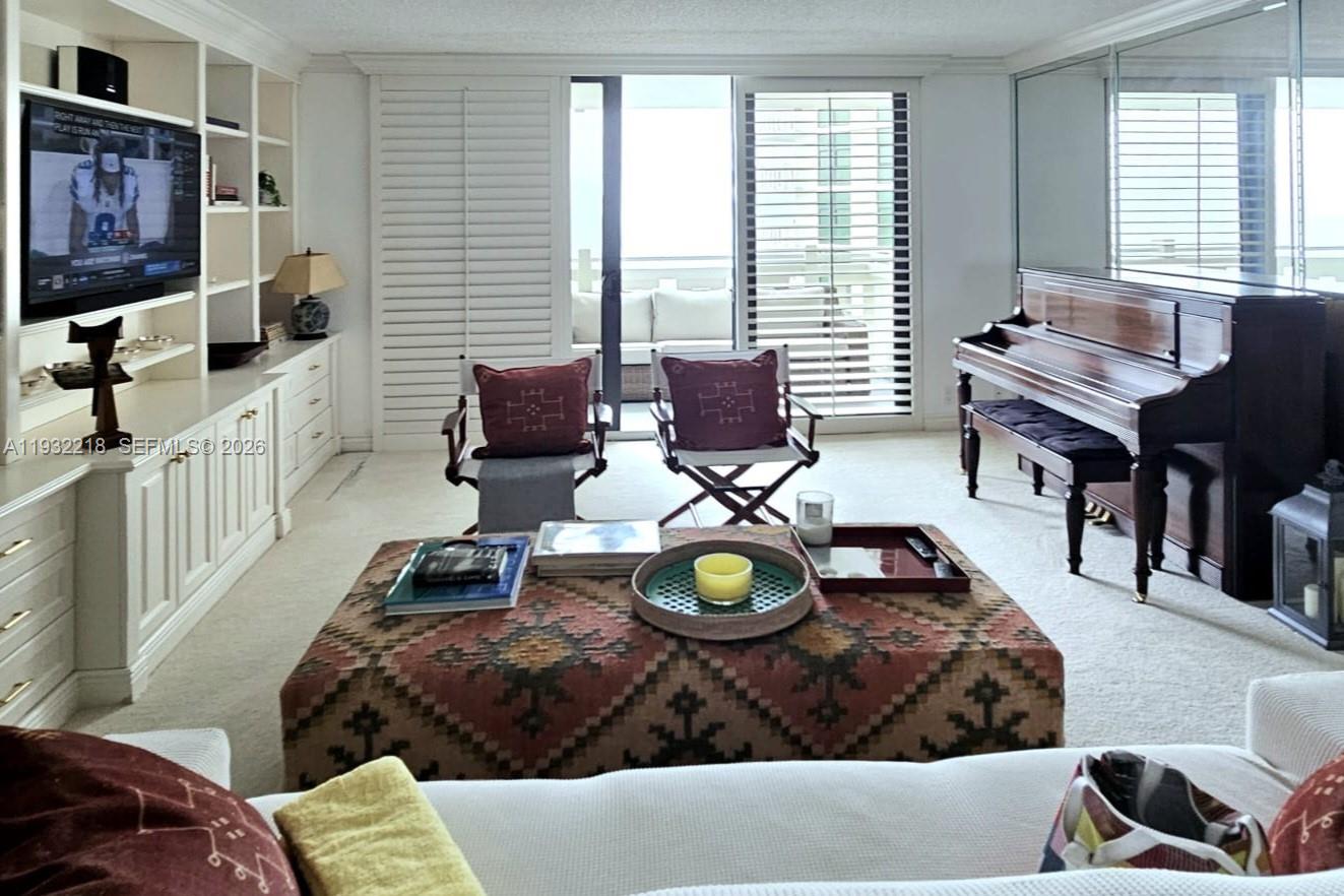 TOWERS OF KEY BISCAYNE CO - Residential