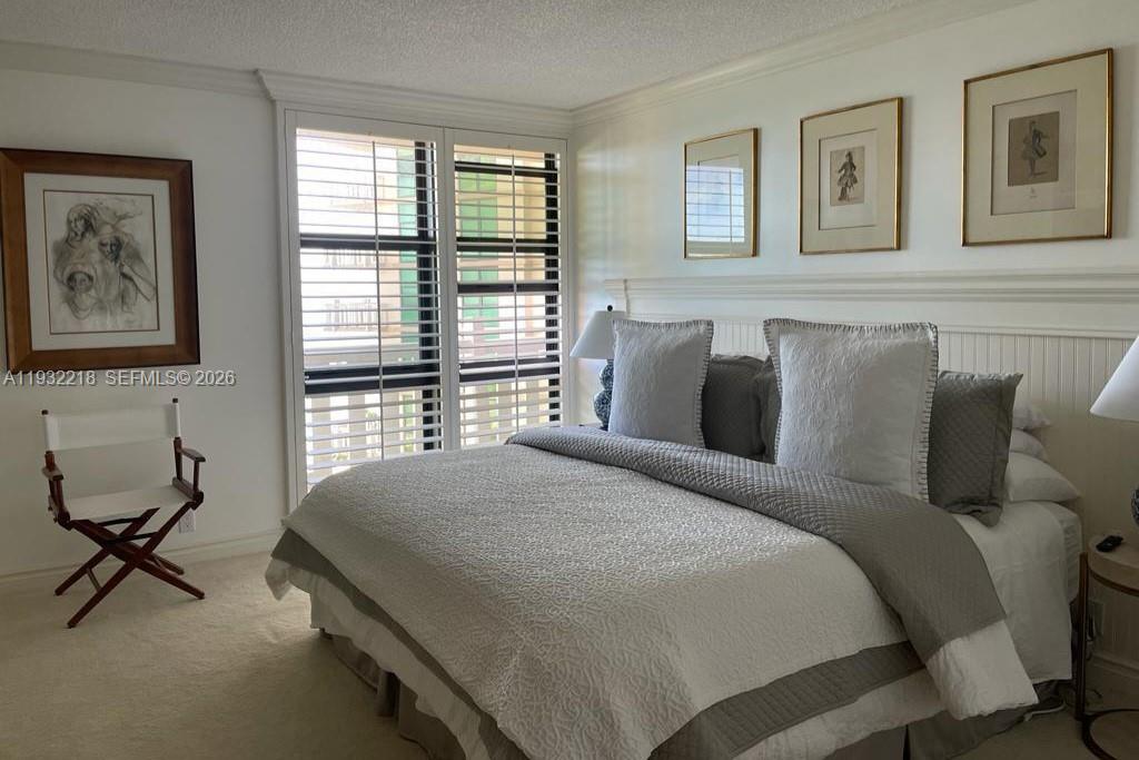 TOWERS OF KEY BISCAYNE CO - Residential