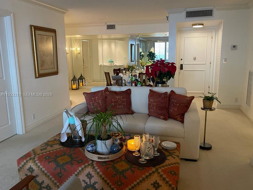 TOWERS OF KEY BISCAYNE CO - Residential