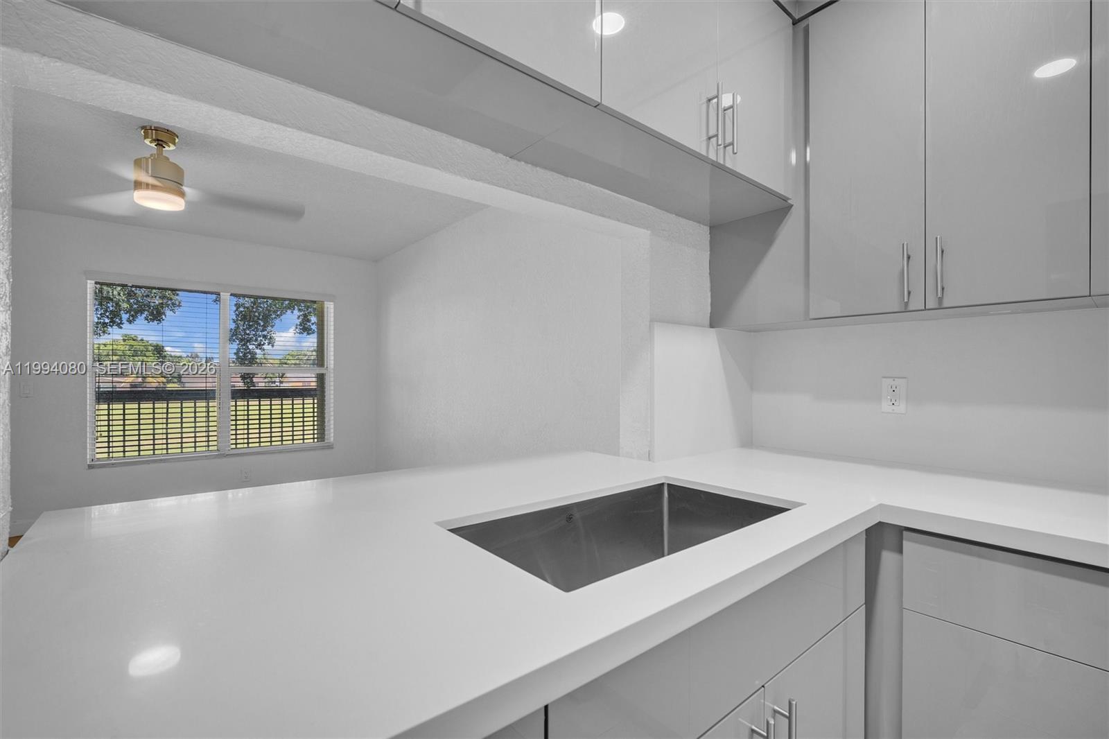 PALM PLACE CONDO - Residential Lease