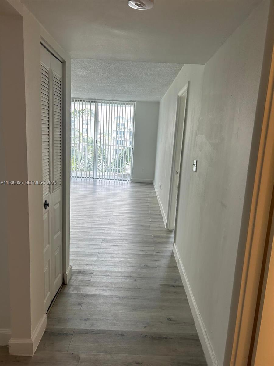 496 NW 165th St Rd D514