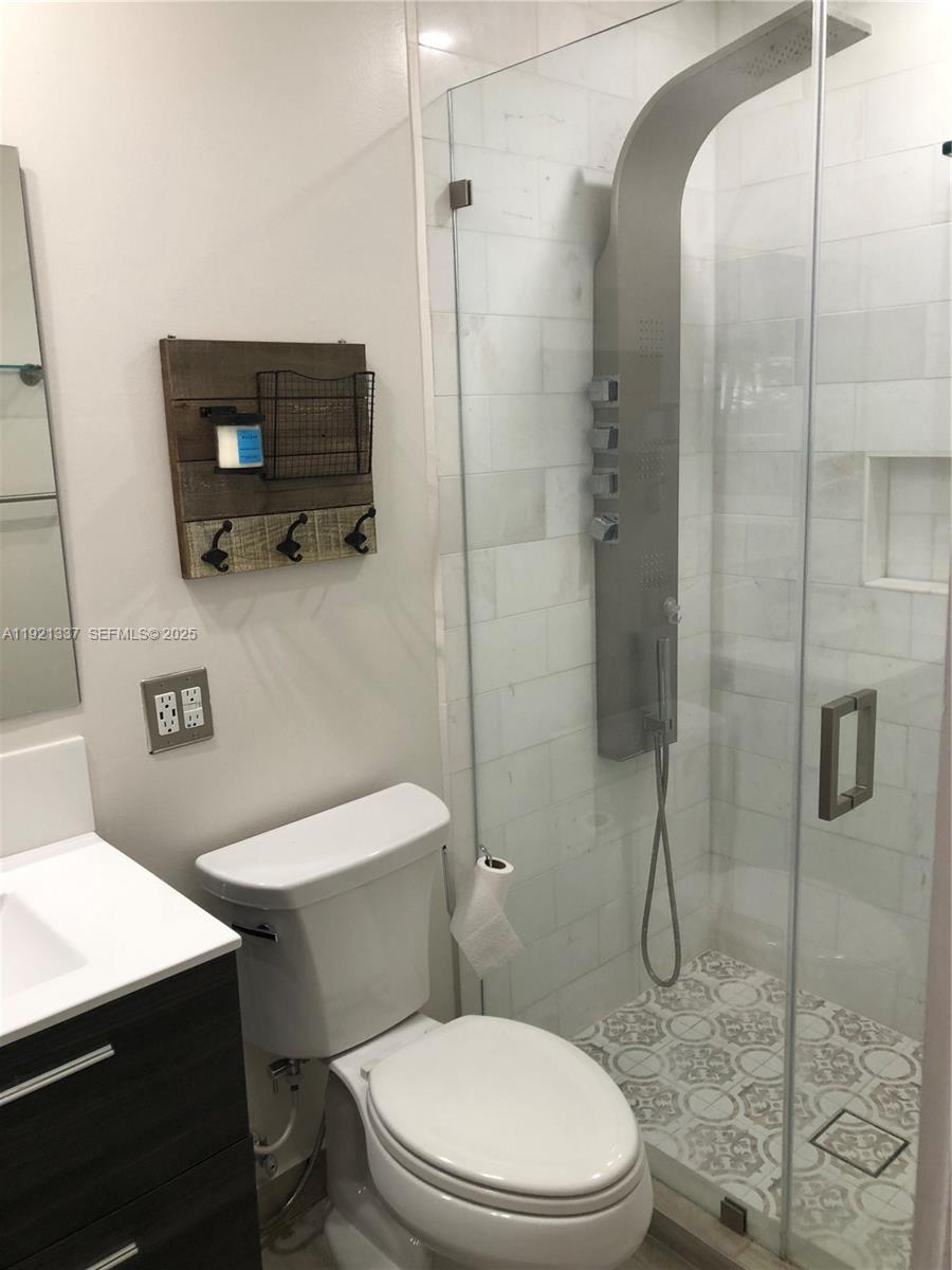 CORAL HEIGHTS A - Residential Lease