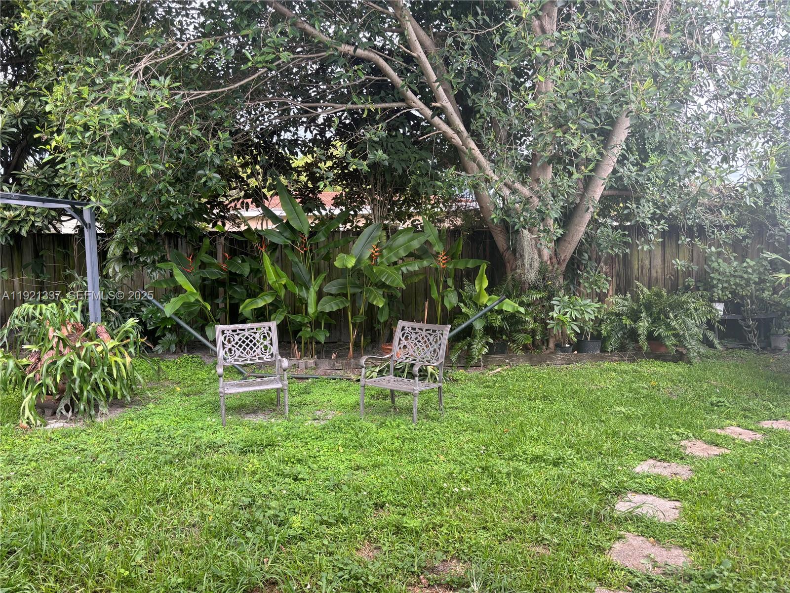 CORAL HEIGHTS A - Residential Lease