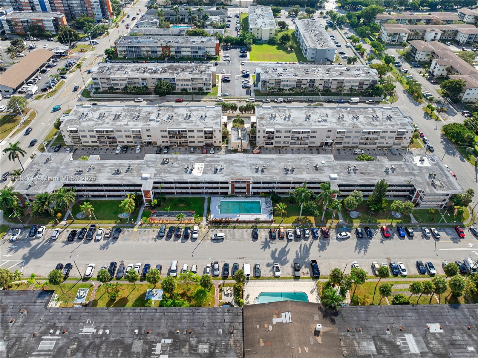 FLORIDIAN ARMS CONDO - Residential