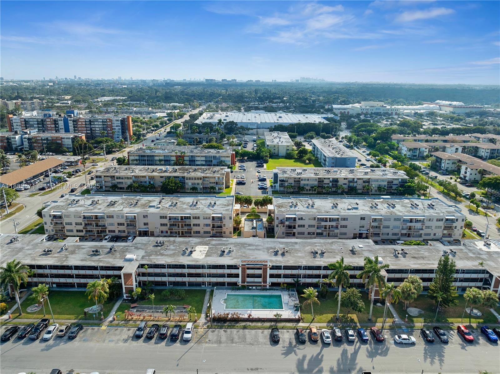 FLORIDIAN ARMS CONDO - Residential