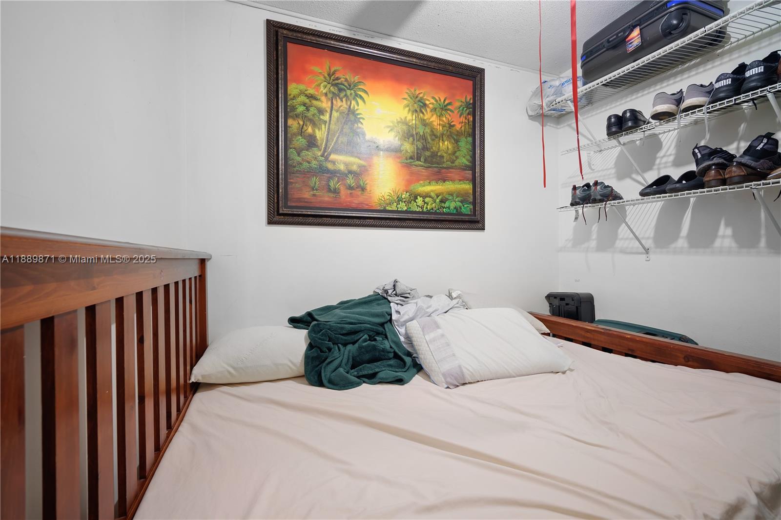 FLORIDIAN ARMS CONDO - Residential