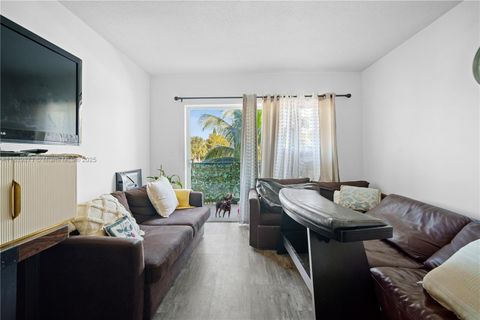 1450 NE 170th St 202 North Miami Beach FL 33162